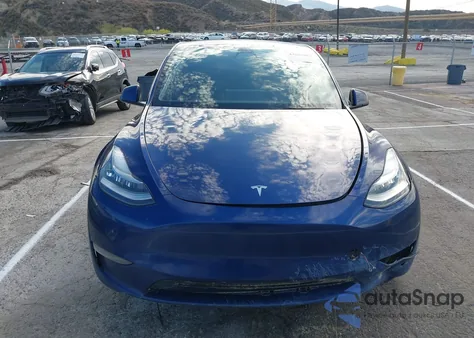 2022 Tesla Model Y Long Range Dual Motor All-Wheel Drive из США, поврежденный, VIN 7SAYGDEE3NA019970